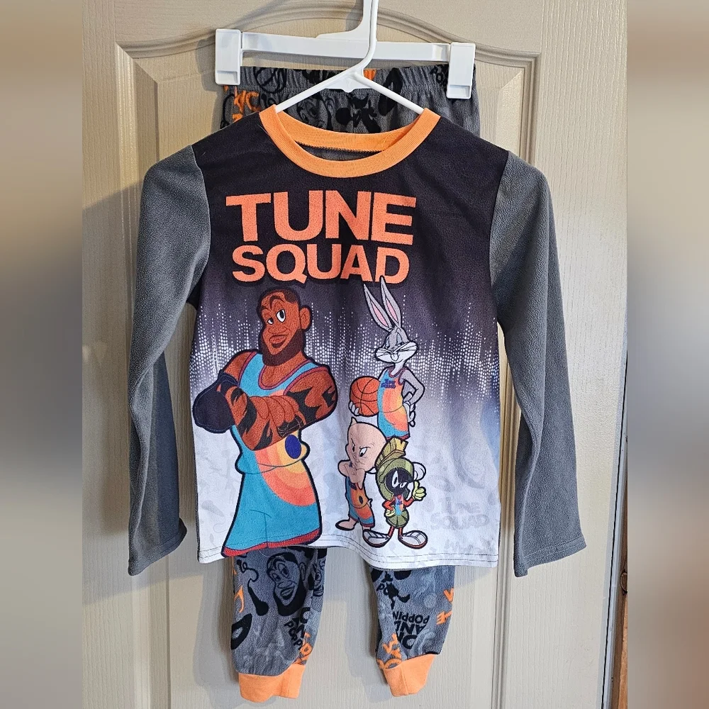 LOT Tune Squad Space Jam Pajama Set Size 8 And T Shirt Small Black And Orange